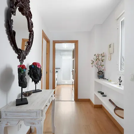 Apto Vistahermosa 3 Bed And Pool アロナ