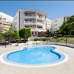 Apto Vistahermosa 3 Bed And Pool Apartment